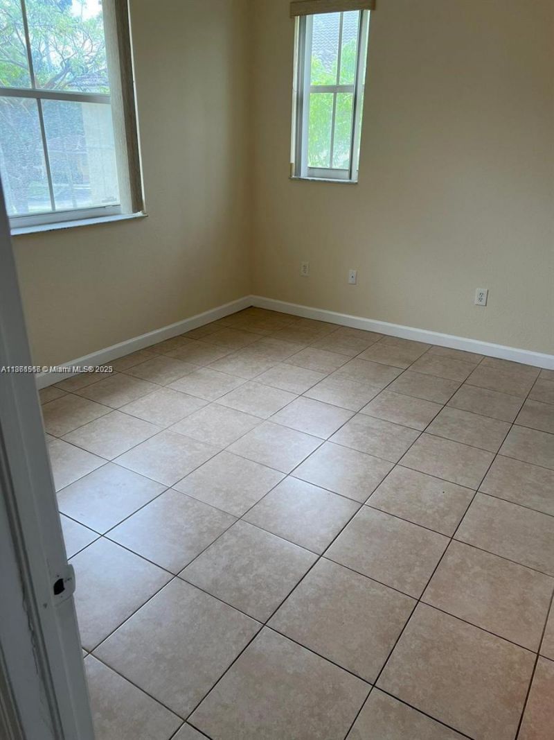 1660 SE 29th St, Unit 200, Homestead, FL 33035 Photo