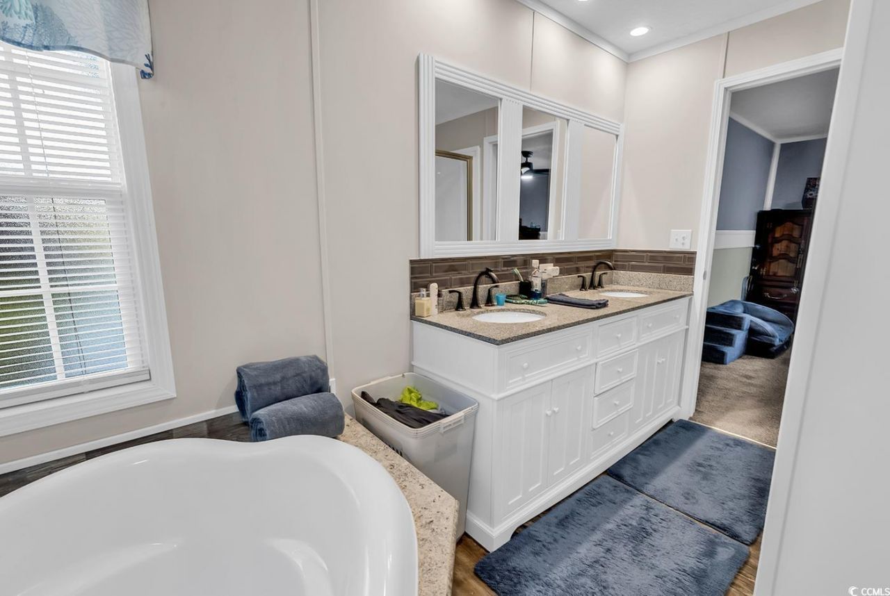 7500 Aubrey Ln. Photo 20