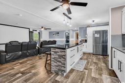 7500 Aubrey Ln. photo 4