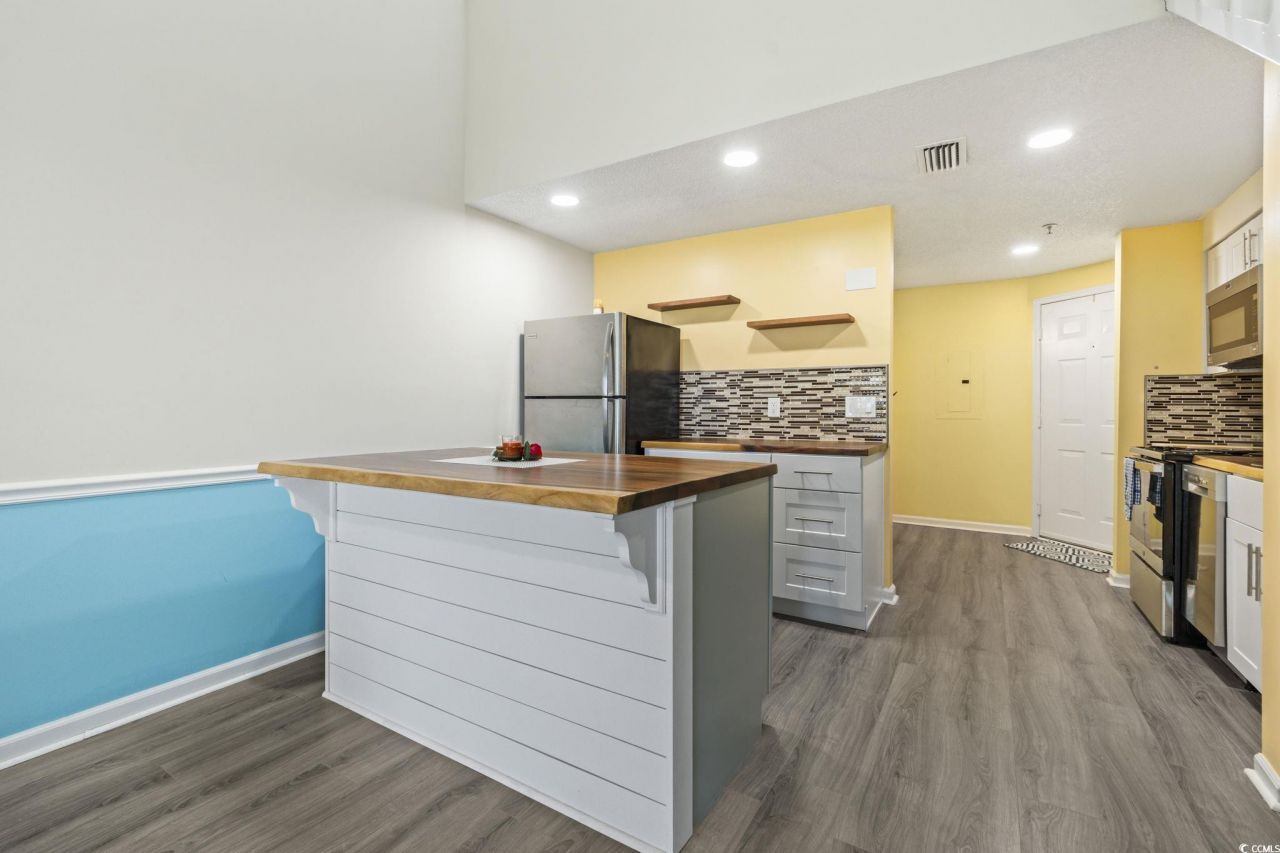 1100 Possum Trot Rd. Photo 9