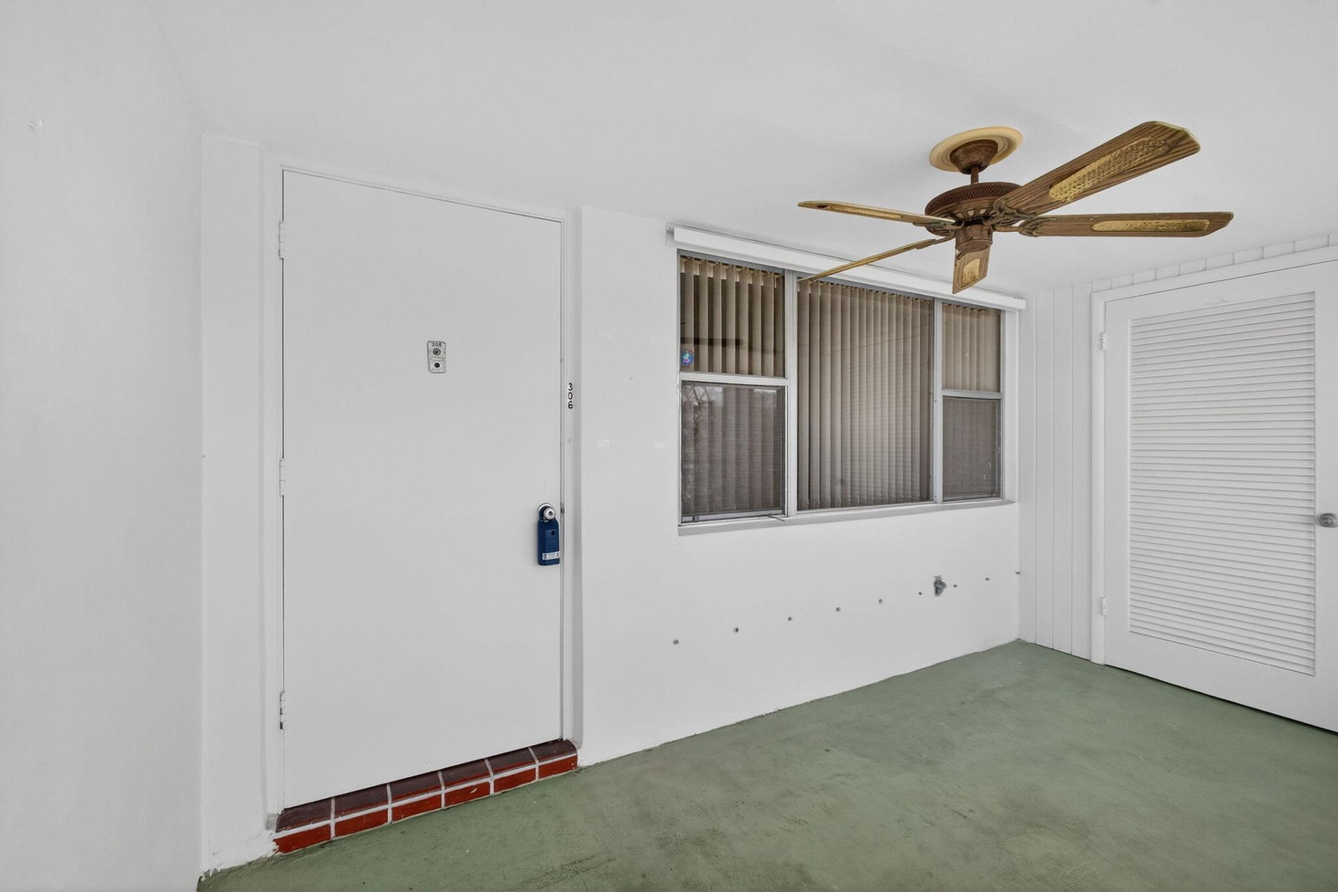 111 Shore Court, Unit 306, North Palm Beach, FL 33408 Photo