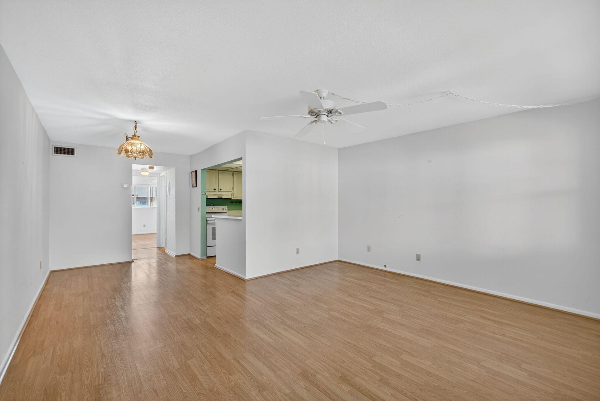 111 Shore Court, Unit 306, North Palm Beach, FL 33408 Photo