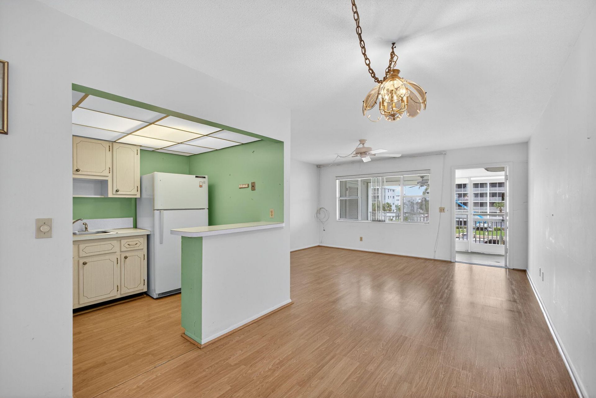 111 Shore Court, Unit 306, North Palm Beach, FL 33408 Photo