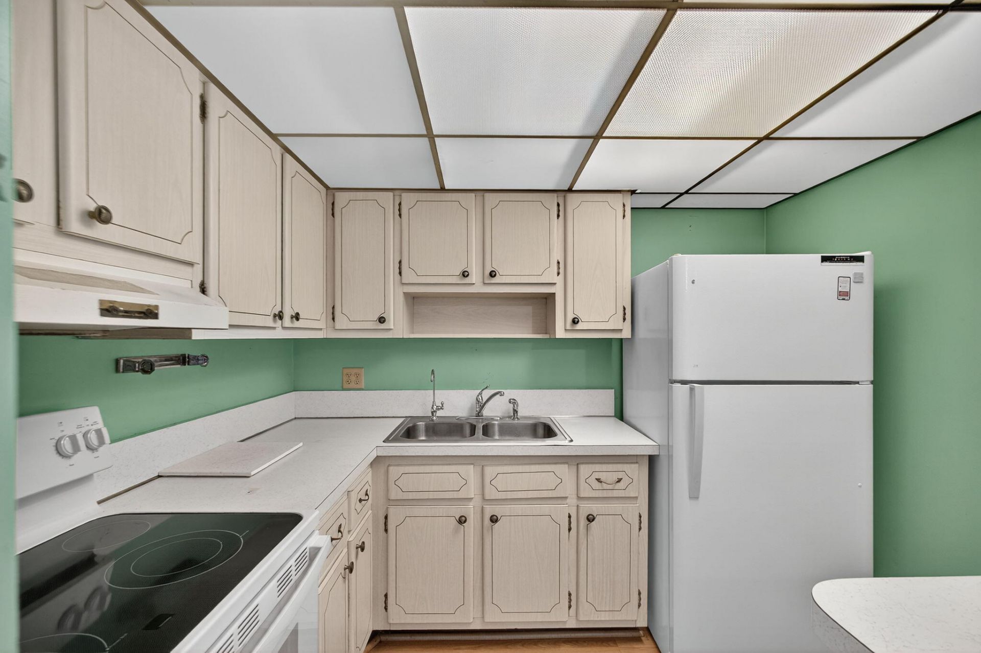 111 Shore Court, Unit 306, North Palm Beach, FL 33408 Photo