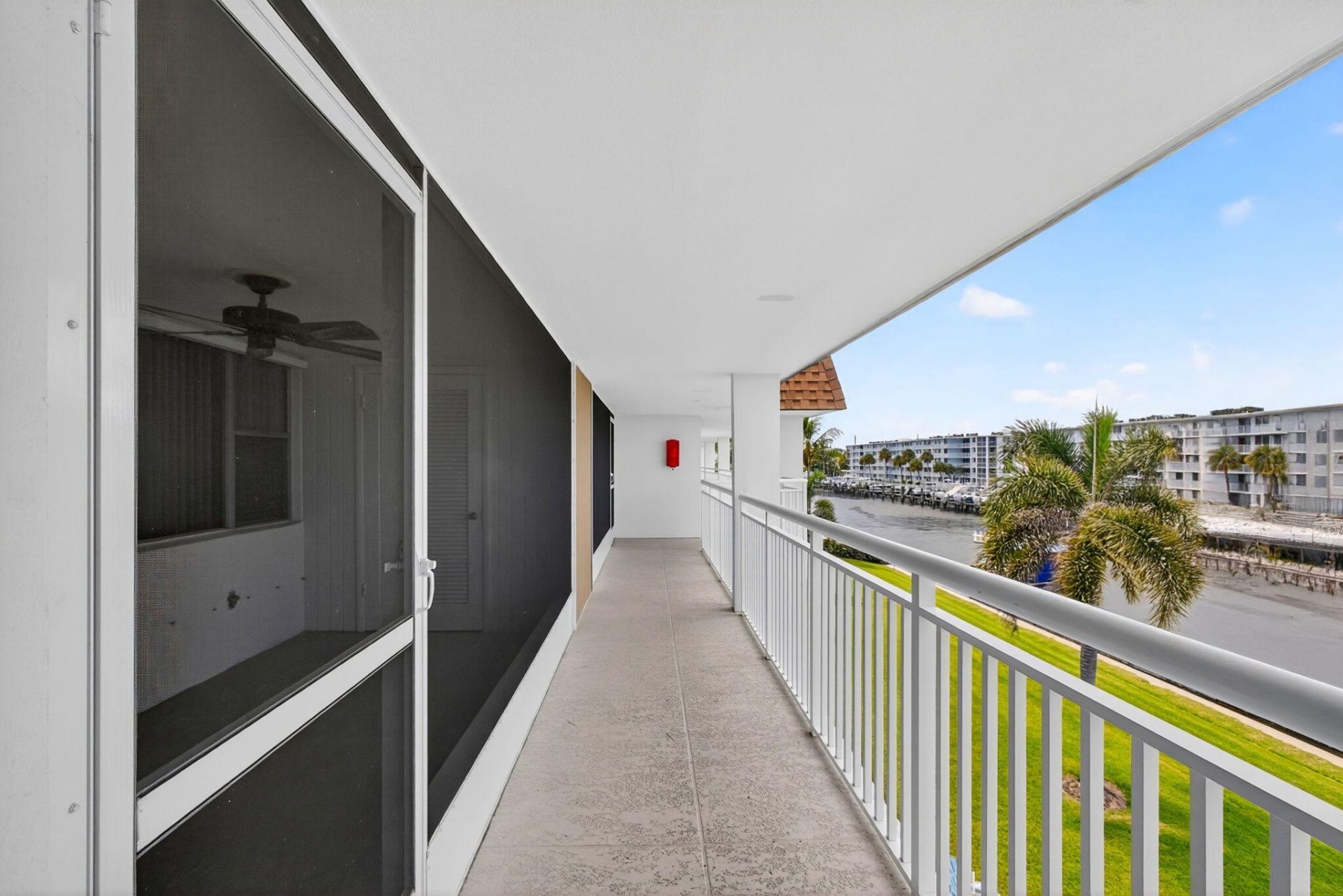 111 Shore Court, Unit 306, North Palm Beach, FL 33408 Photo