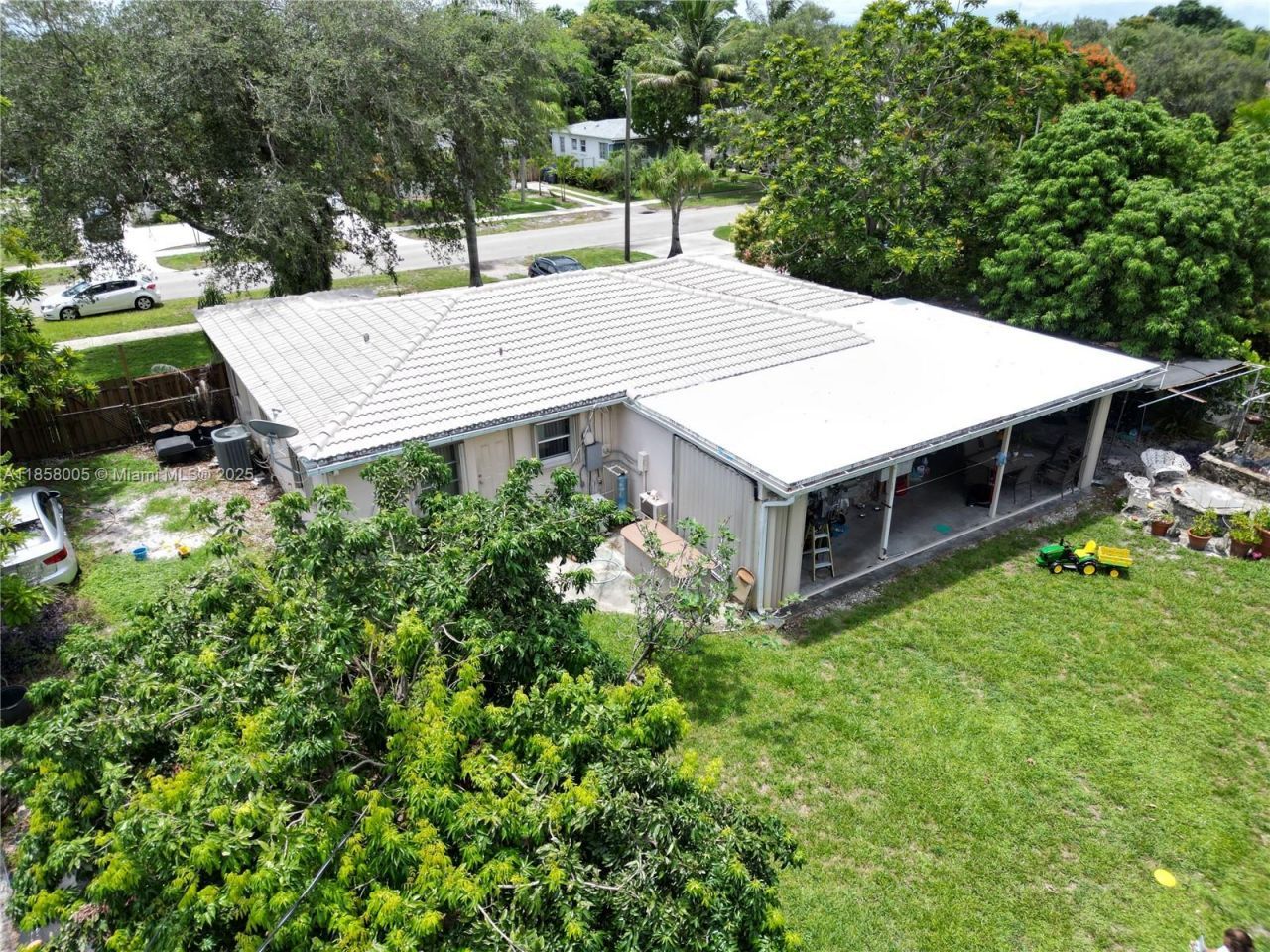 2527 Fillmore St, Hollywood, FL 33020 Photo