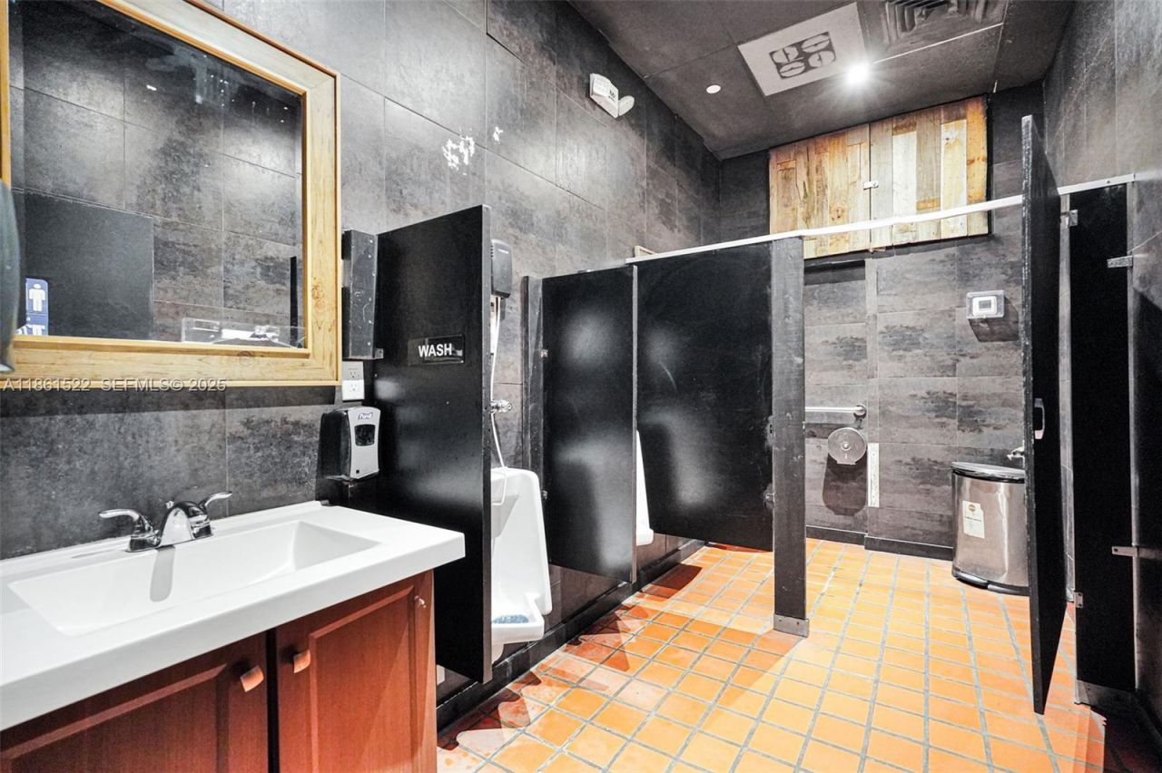 Kendall Dr, Kendall, FL 33183 Photo