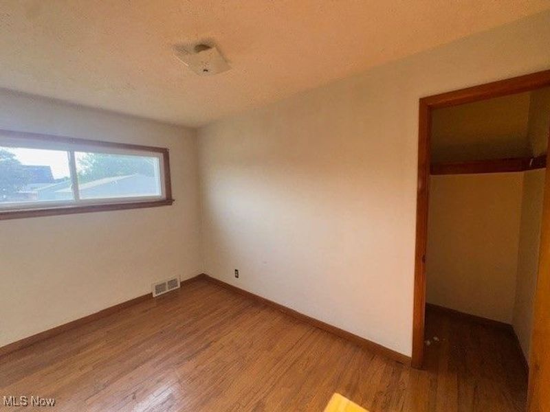 701 E 315th Street, Willowick, OH 44095 Photo 13