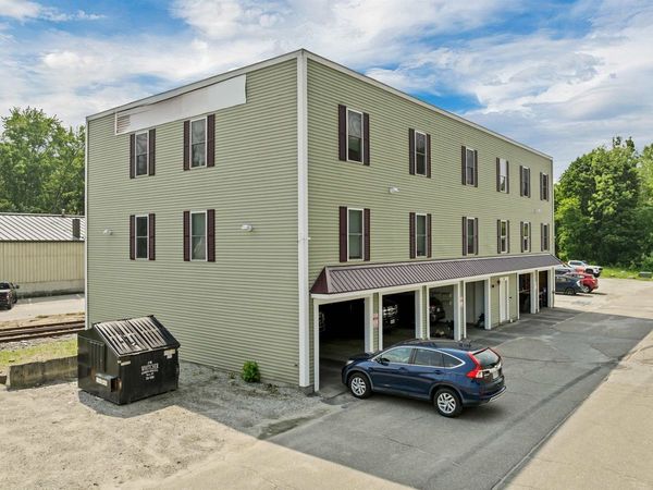 28, 29 & 42 Railroad & Main Square, Plymouth, NH 03264