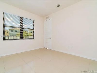 19220 NE 9th Pl, Miami, FL 33179 Photo