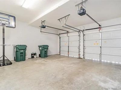 19220 NE 9th Pl, Miami, FL 33179 Photo