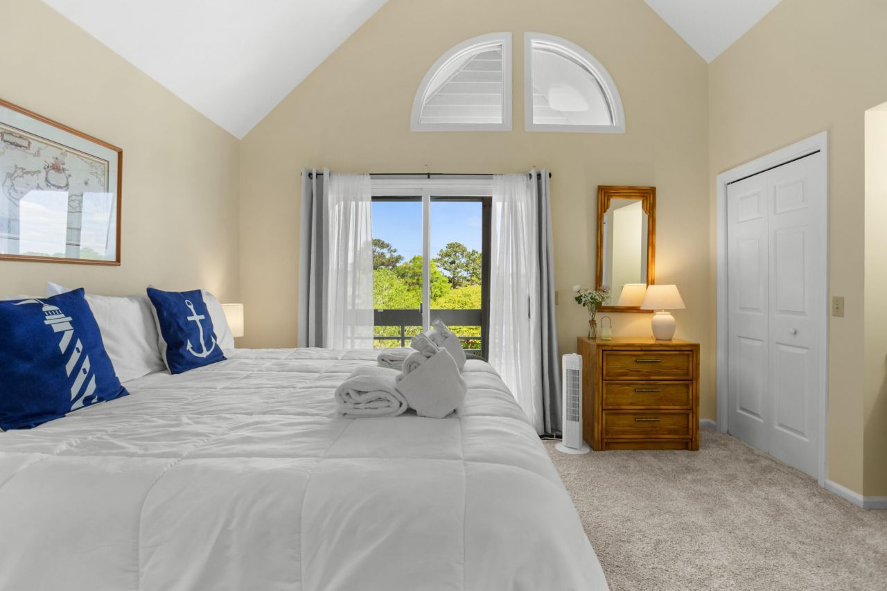 2472 Racquet Club Drive Photo 18