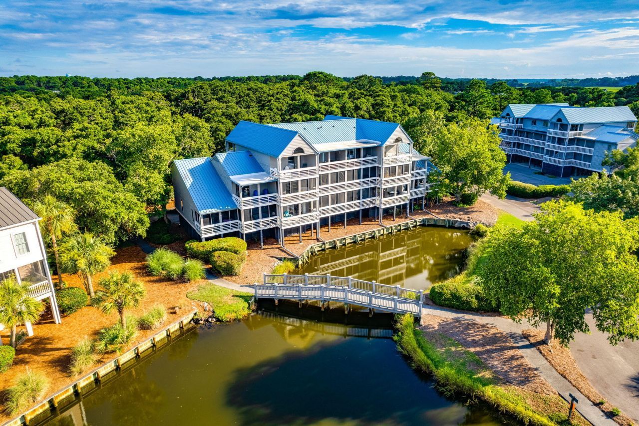 2472 Racquet Club Drive Photo 28