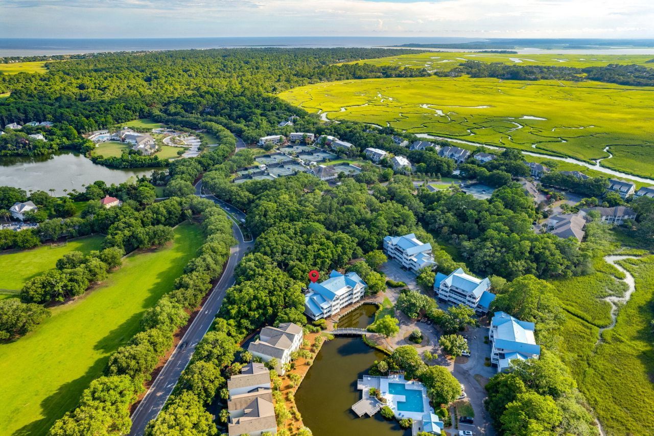 2472 Racquet Club Drive Photo 39