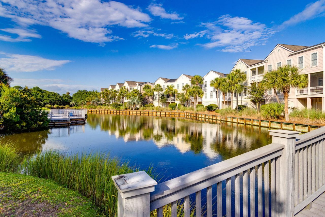 2472 Racquet Club Drive Photo 43