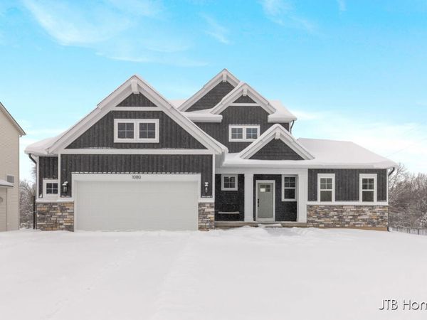 1080 N Washington Street SE, Lowell, MI 49331