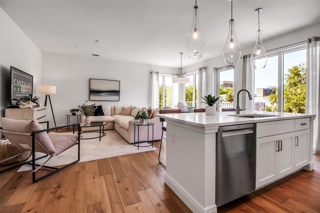 600 3rd Avenue S, Unit 205, Saint Petersburg, FL 33701 Photo