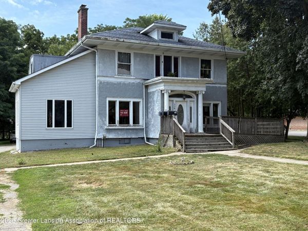 338 S Cochran Avenue, Charlotte, MI 48813