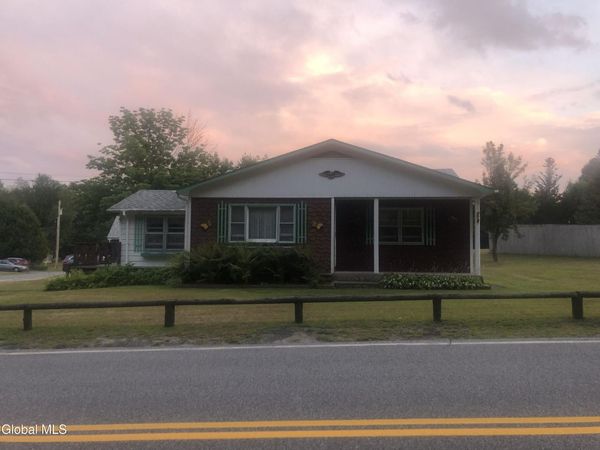 107 Champlain Drive, Mineville, NY 12956