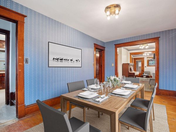 2924 Emerson Avenue N, Minneapolis, MN 55411