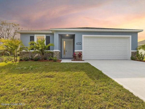460 Grenadier Avenue NW, Palm Bay, FL 32907