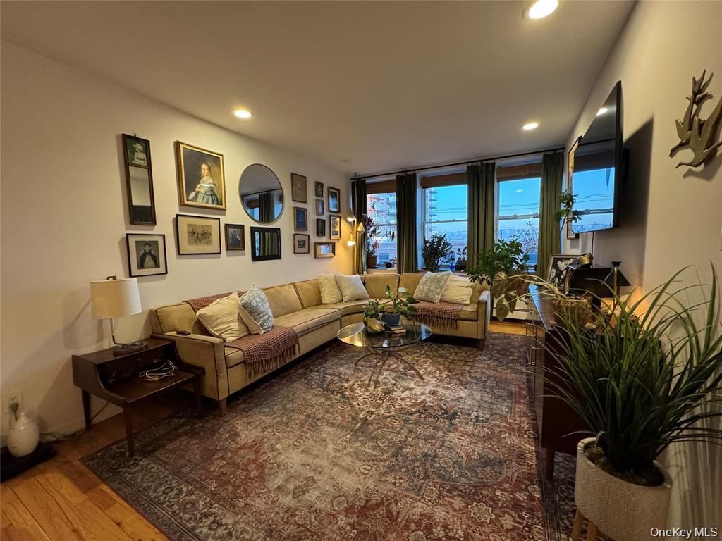 25 W Broadway, Unit 207, Long Beach, NY 11561 MLS ID 902675