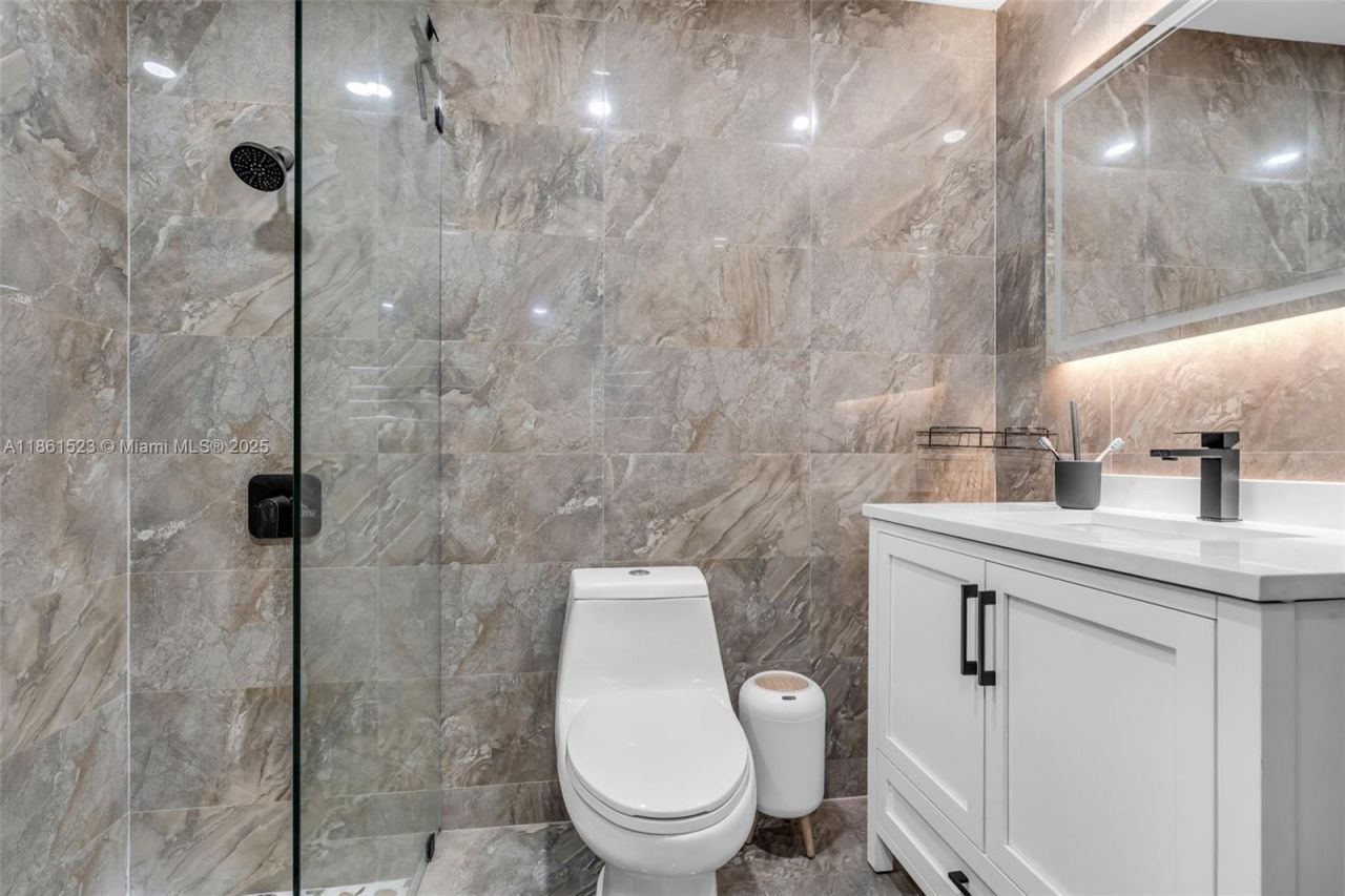 1120 SW 128th Dr, Davie, FL 33325 Photo