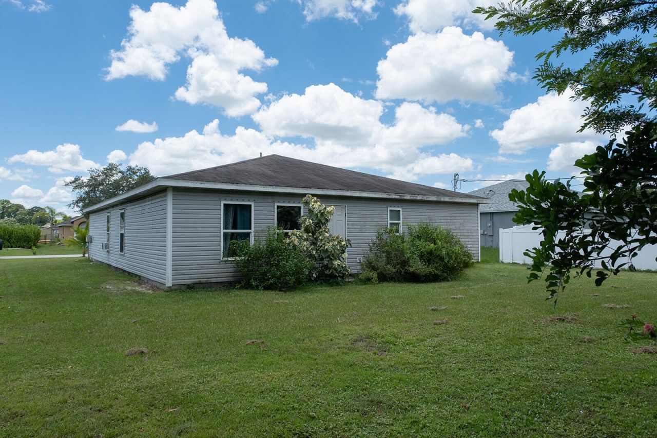 171 SE Juper Avenue, Port Saint Lucie, FL 34983 Photo