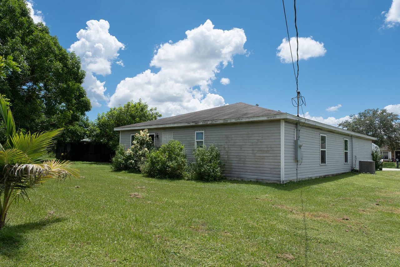 171 SE Juper Avenue, Port Saint Lucie, FL 34983 Photo