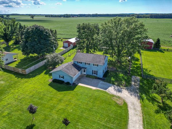 67234 Blue School Rd Road, Constantine, MI 49042