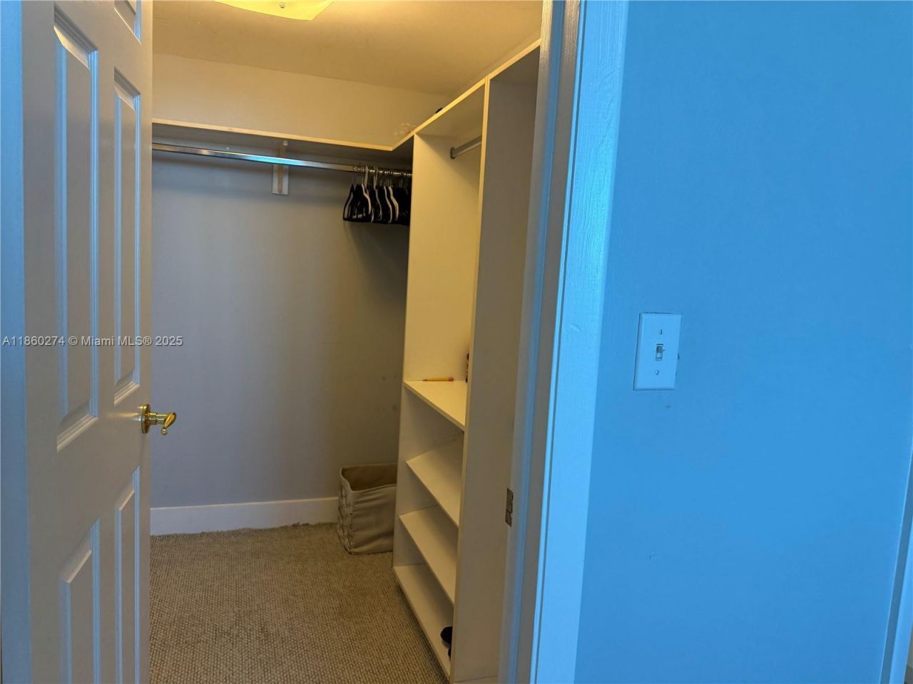 800 Claughton Island Dr, Unit 703, Miami, FL 33131 Photo