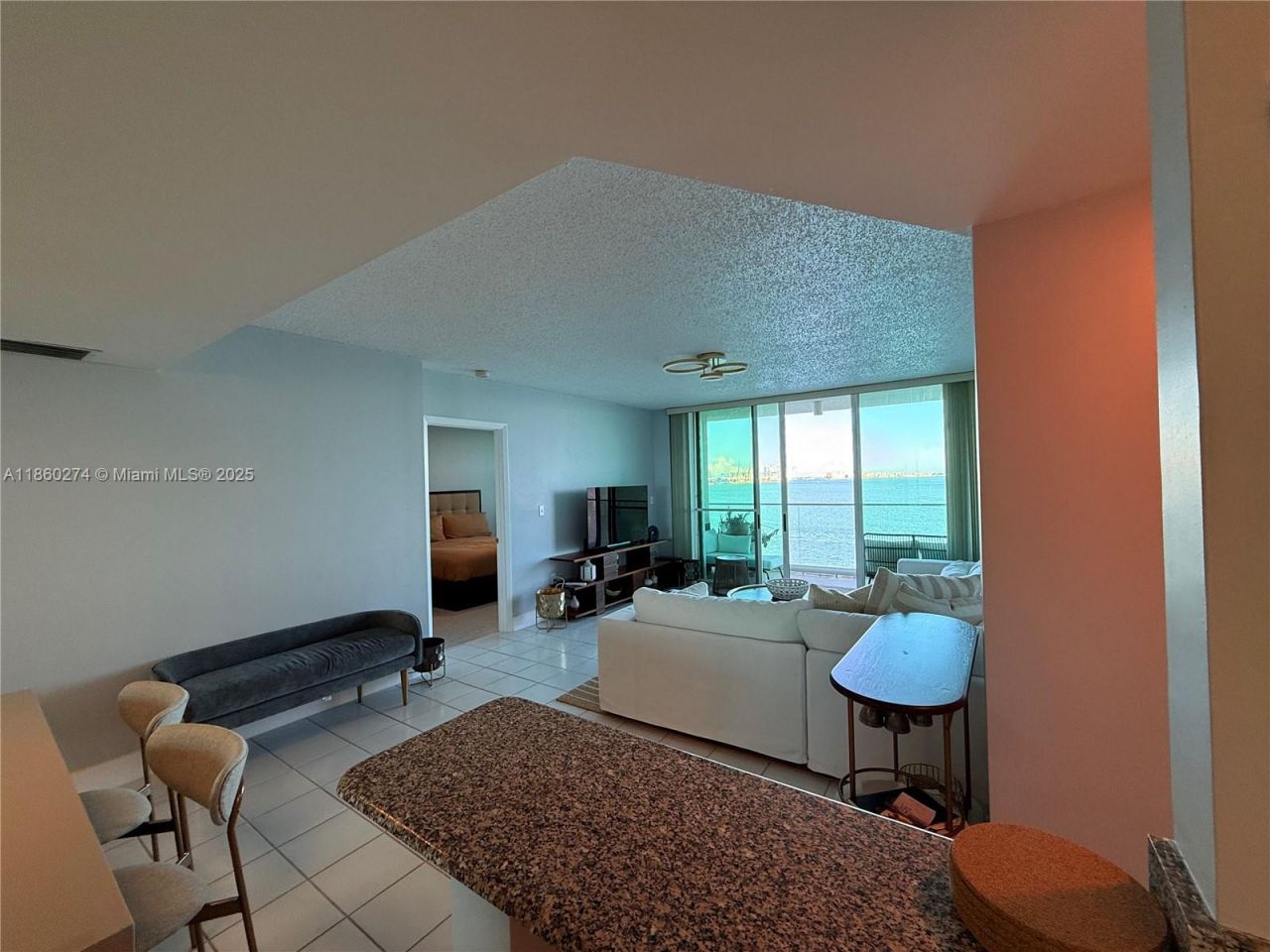 800 Claughton Island Dr, Unit 703, Miami, FL 33131 Photo