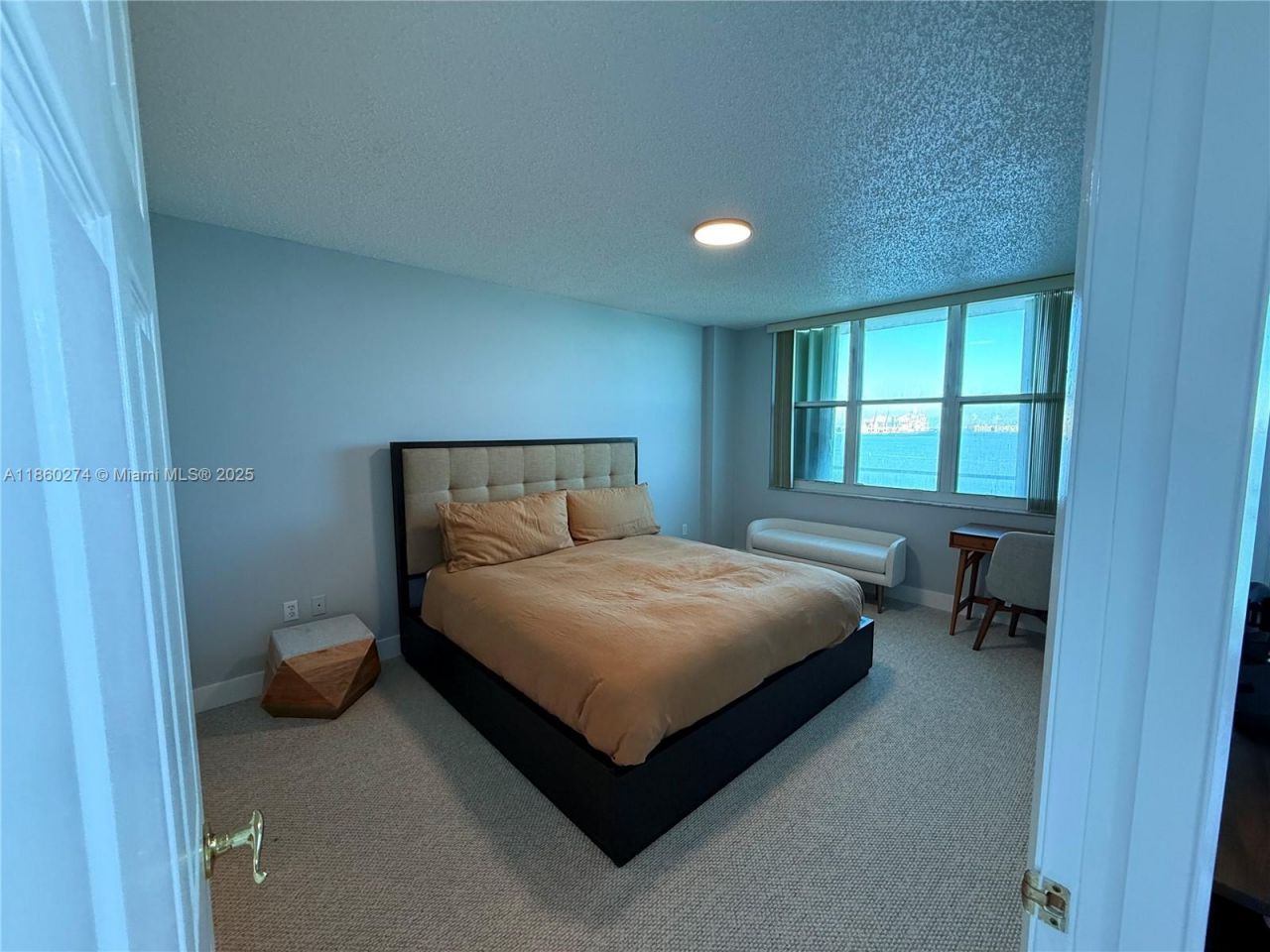 800 Claughton Island Dr, Unit 703, Miami, FL 33131 Photo