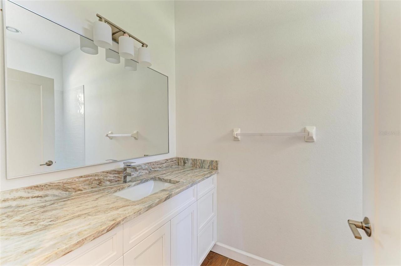 202 Americas Cup Boulevard, Bradenton, FL 34208 Photo