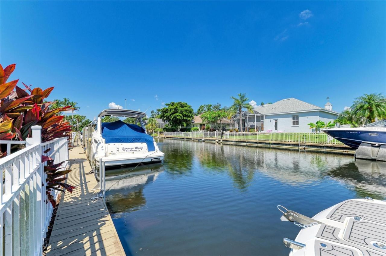 202 Americas Cup Boulevard, Bradenton, FL 34208 Photo