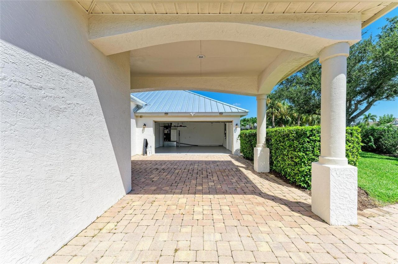 202 Americas Cup Boulevard, Bradenton, FL 34208 Photo