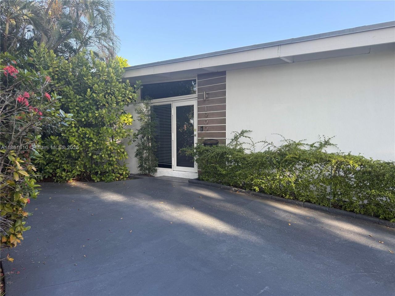 1900 Keystone Blvd, North Miami, FL 33181 Photo