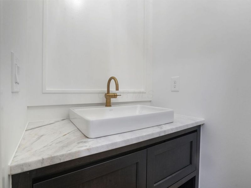 7010 Claymore Drive, Dublin, OH 43017 Photo 5