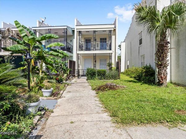 2501 Gulf Avenue, Gulfport, MS 39501