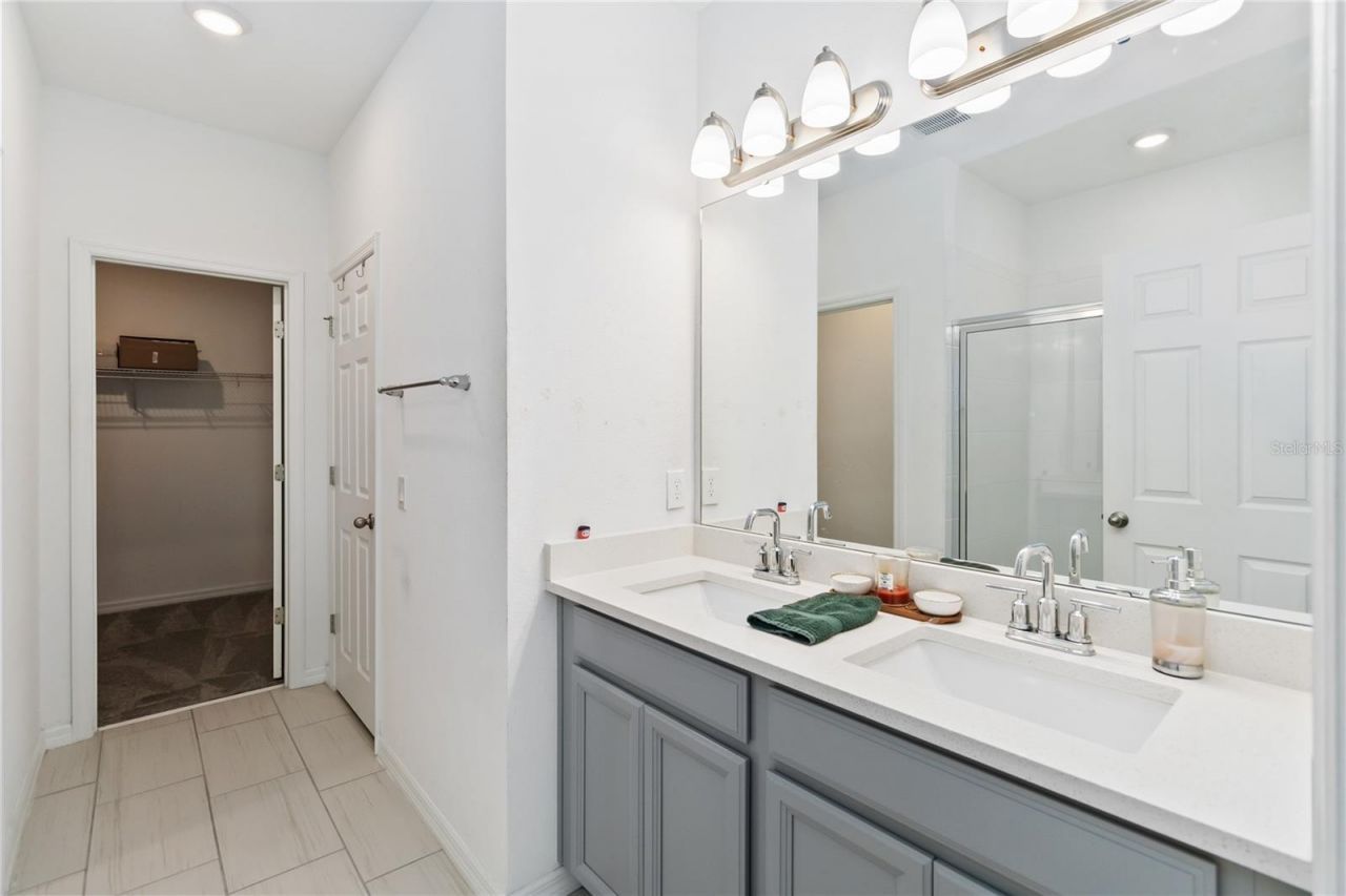 15493 Willow Arbor Circle, Orlando, FL 32824 Photo