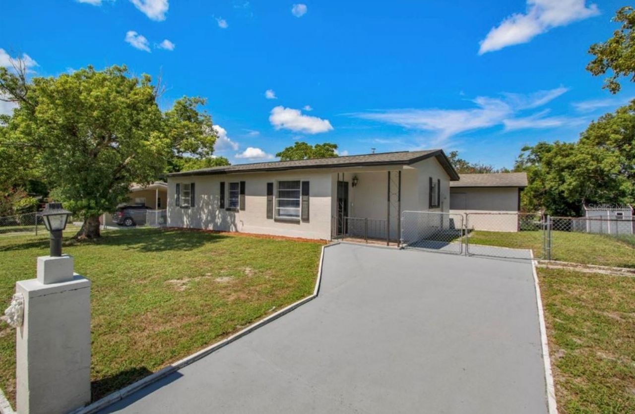 2450 Cardena Avenue, Deltona, FL 32738 Photo