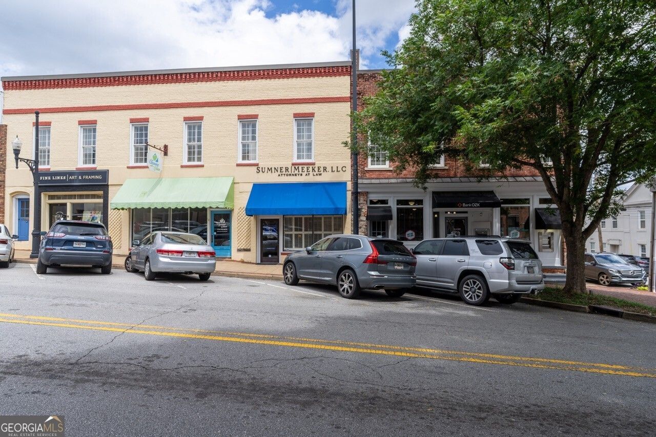 10 E Broad Street, Newnan, GA 30263 Main Photo