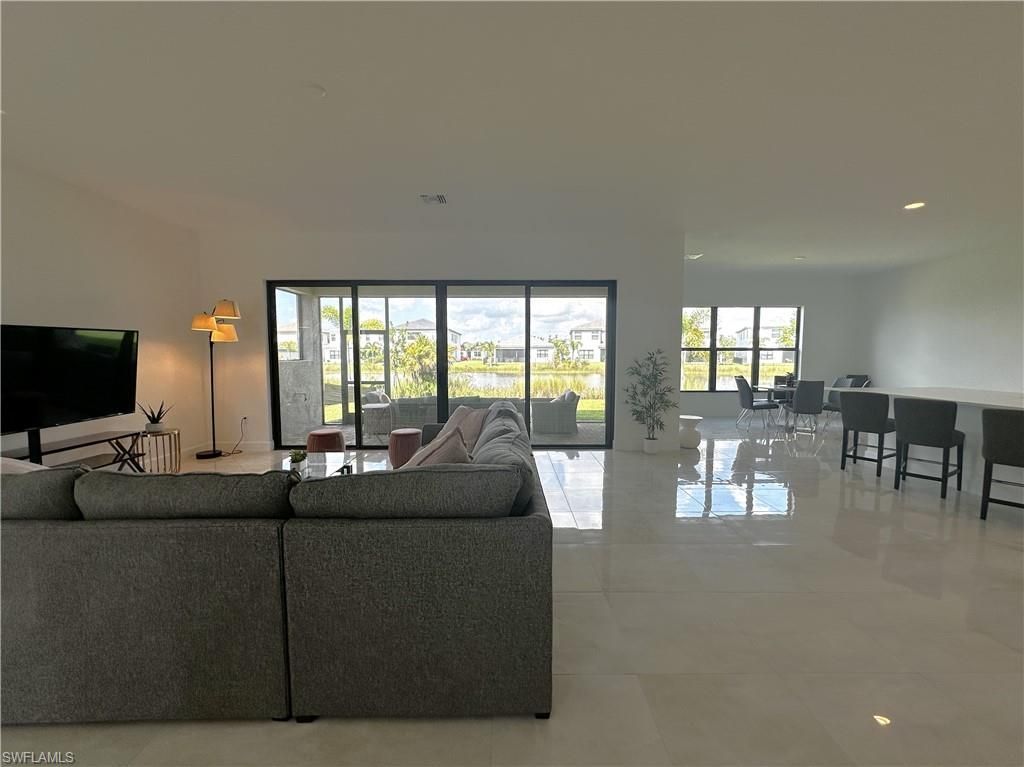 20293 Fair Oak Ln, Estero, FL 33928 Photo