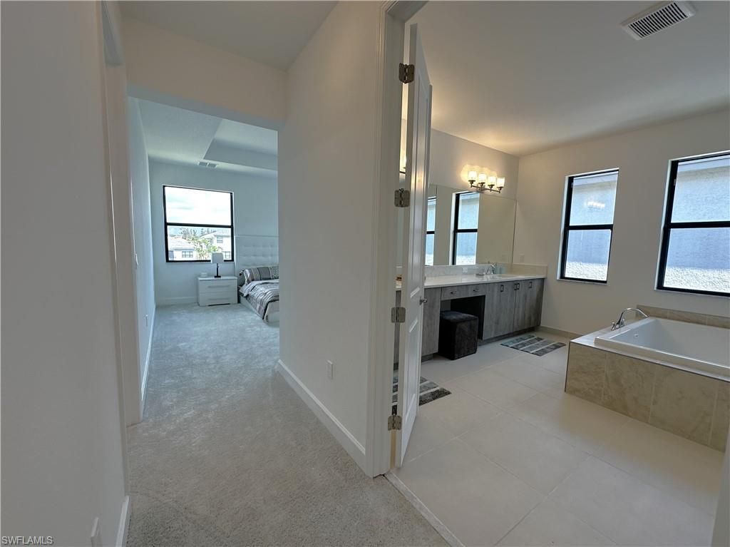 20293 Fair Oak Ln, Estero, FL 33928 Photo