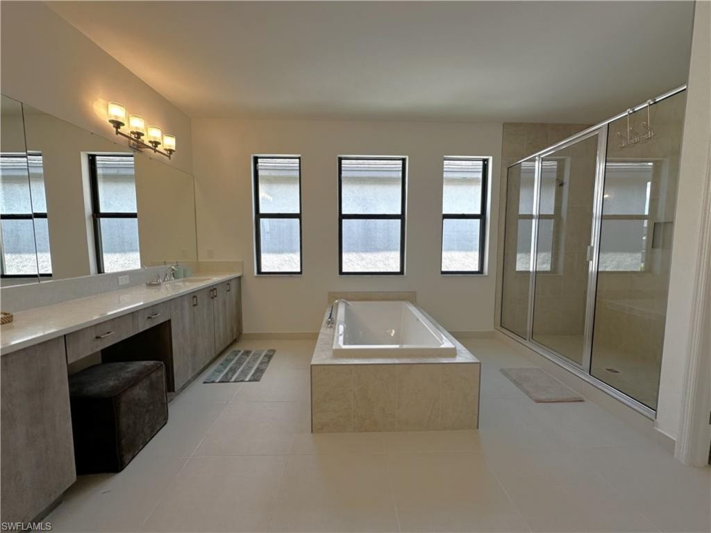 20293 Fair Oak Ln, Estero, FL 33928 Photo