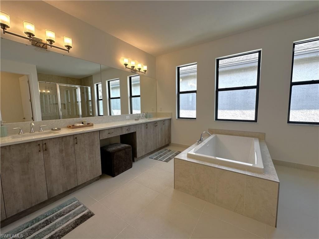 20293 Fair Oak Ln, Estero, FL 33928 Photo