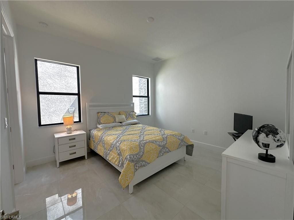 20293 Fair Oak Ln, Estero, FL 33928 Photo