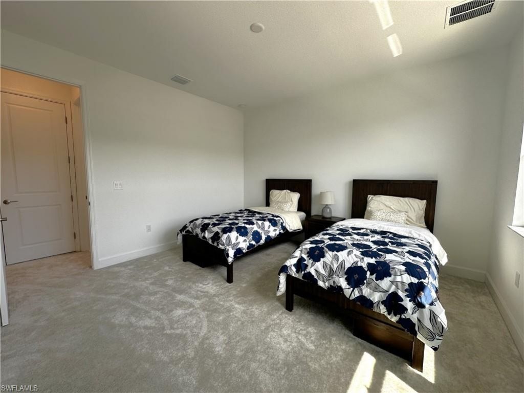 20293 Fair Oak Ln, Estero, FL 33928 Photo