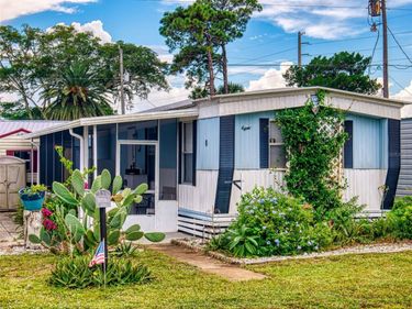 2201 S RIDGEWOOD AVENUE, Unit 8, EDGEWATER, FL 32141