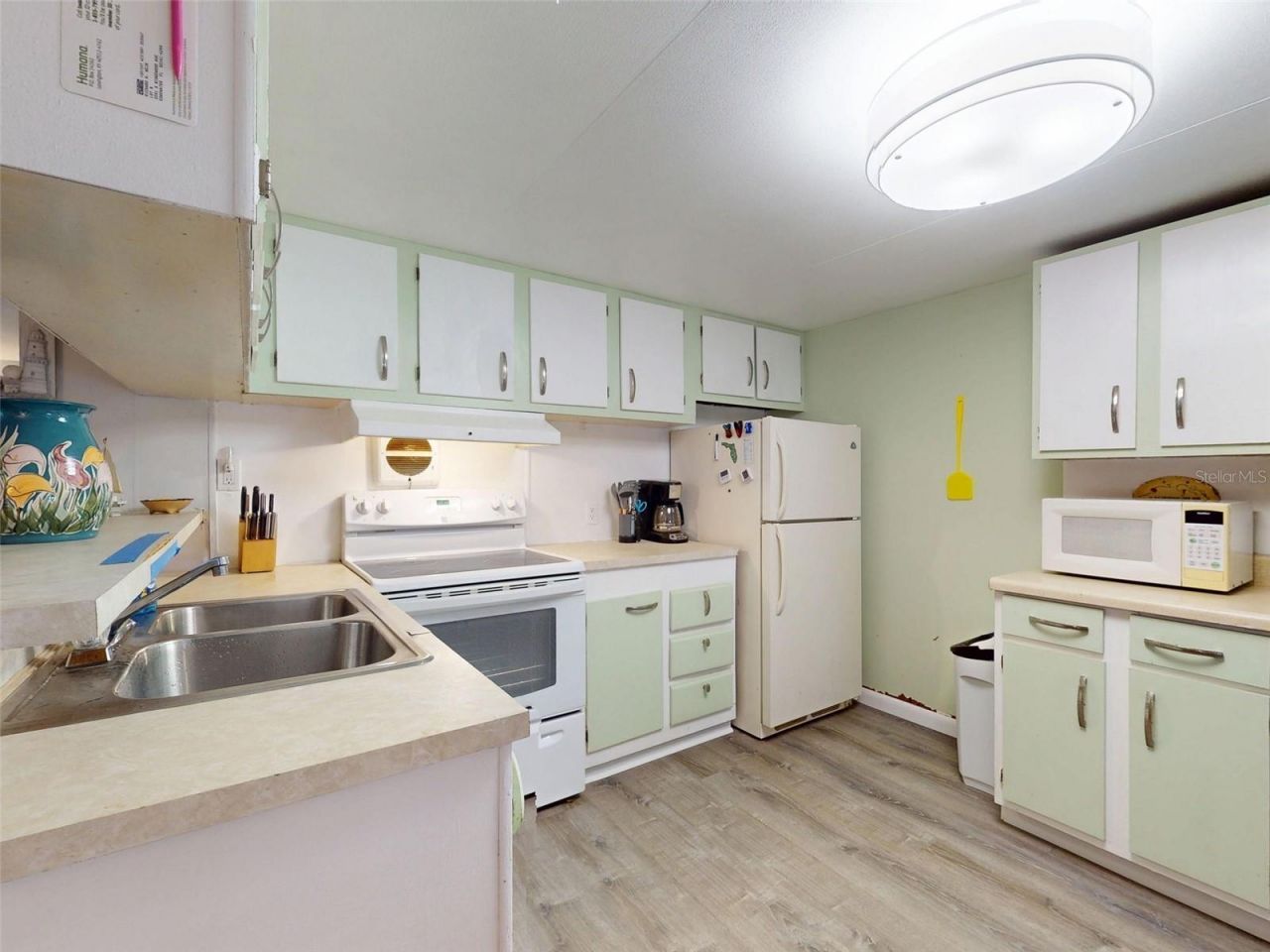 2201 S Ridgewood Avenue, Unit 8, Edgewater, FL 32141 Photo